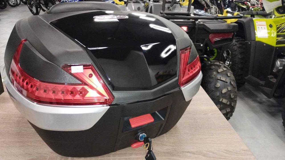 Купити мотобагажник кофр ТАТА YM-0878 (V-42L) в Арт Мото Хмельницький