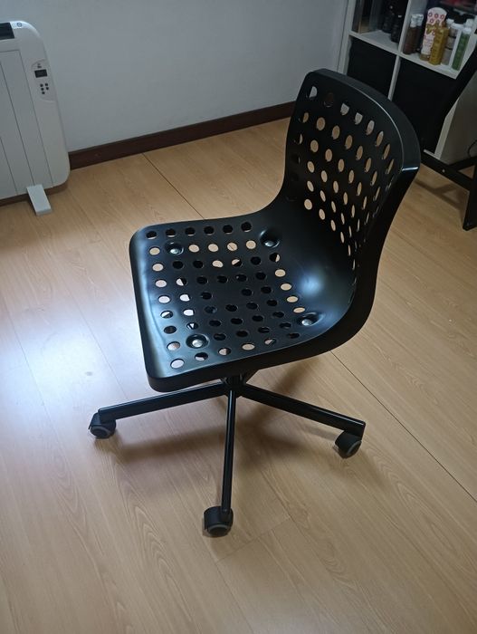 Secretaria vidro com cadeira