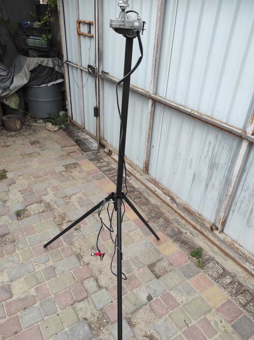 Штатив стальной, тренога с двигателем на 12В