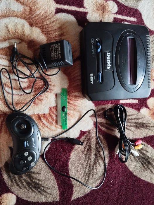 Ігрова приставка "Dendy" 8bit