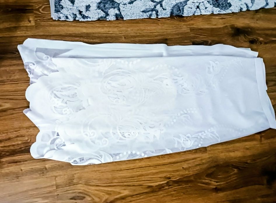 Krótka firanka obszyte