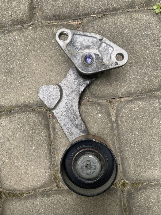 Механізм натяжителя ремня (верх, низ) Hyundai Sonata LF (2014-2017)