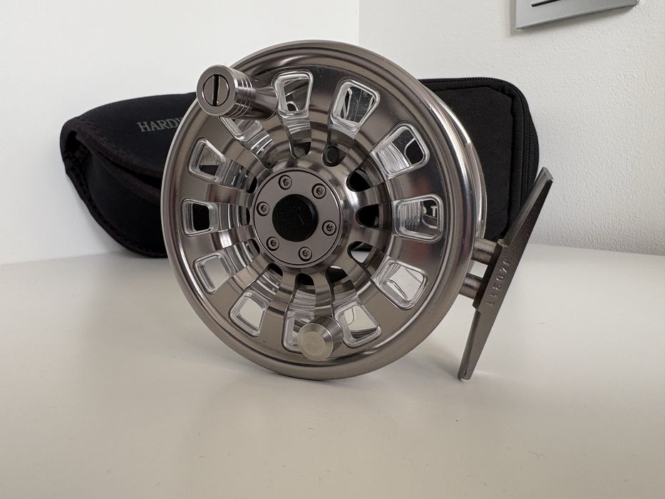 Kołowrotek muchowy Hardy Demon 5000