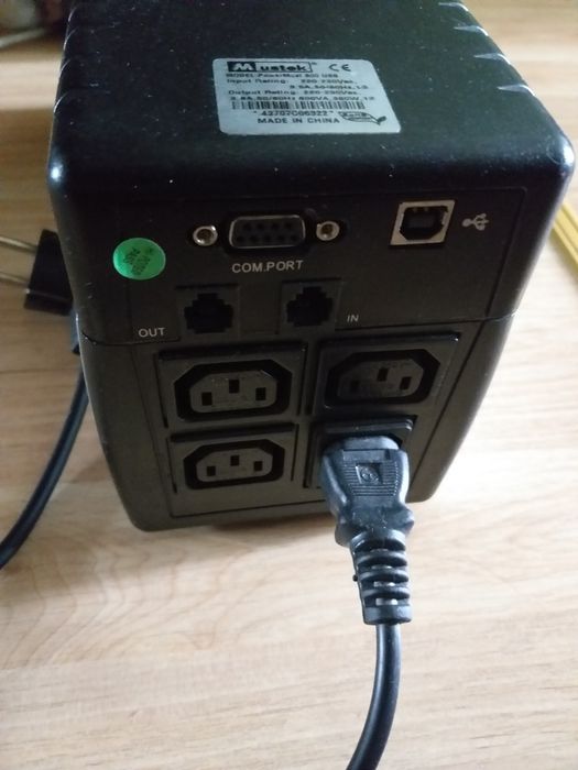 ИБП, бесперебойник инвертор Mustek PowerMust 600usb