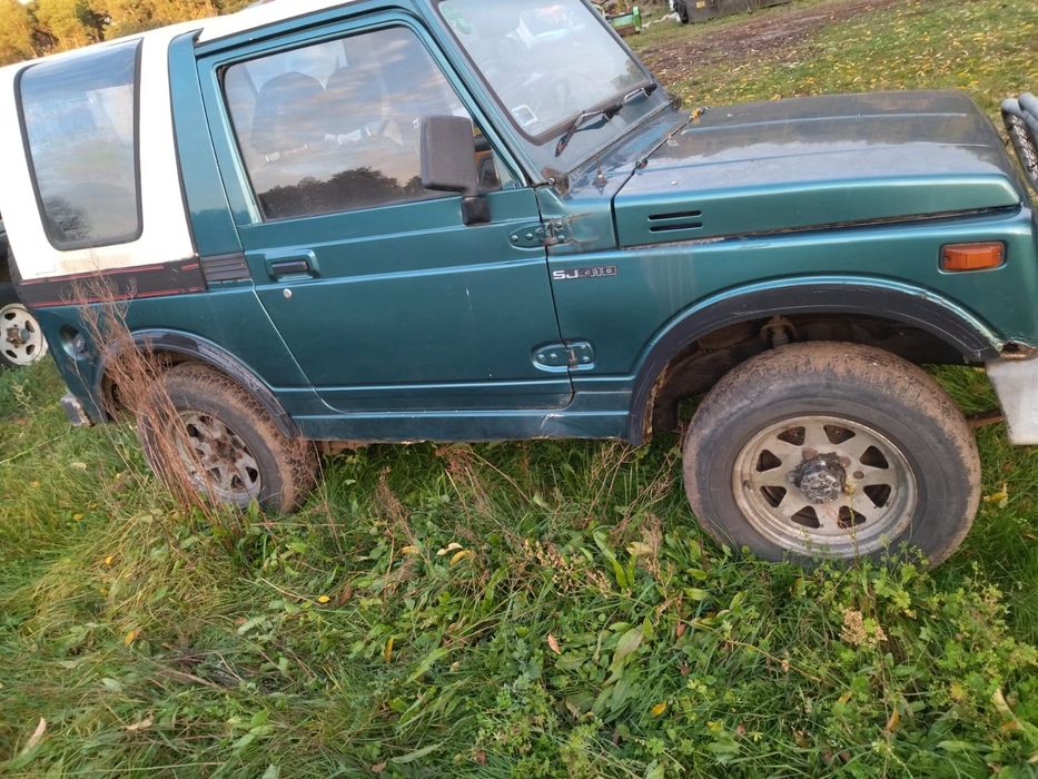 Suzuki Samurai
