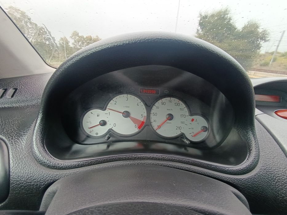 Peugeot 206 HDI Black & Silver