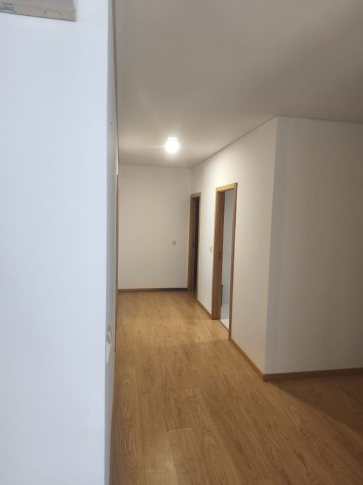Alugo Andar Moradia T3