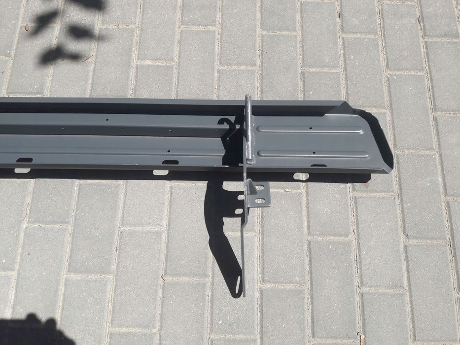 stopień zderzaka tylnego mercedes sprinter 00-06