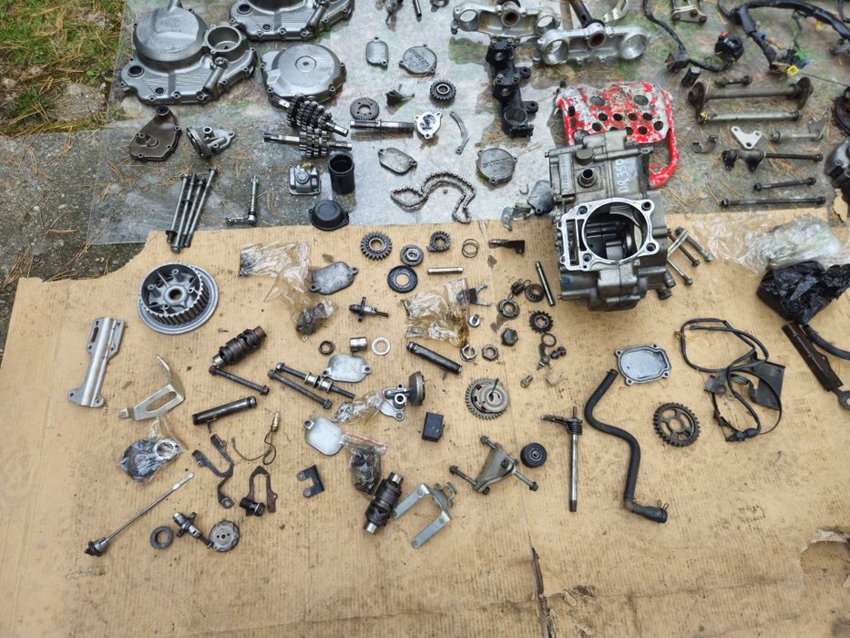 Części Suzuki Dr350 pakiecik