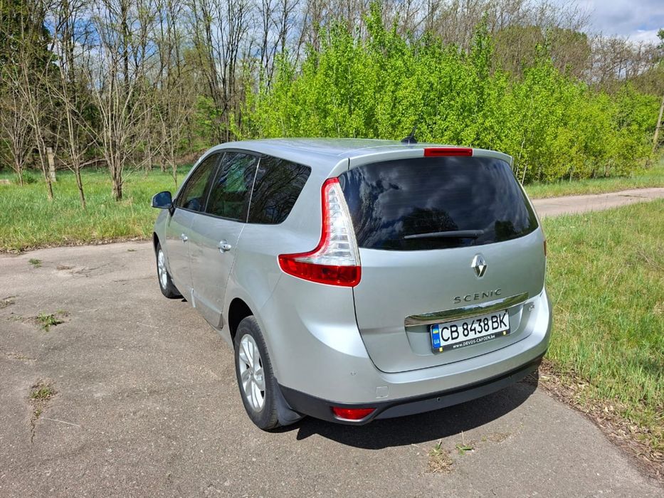 ПРОДАМ АВТО Renault Grand Scenic