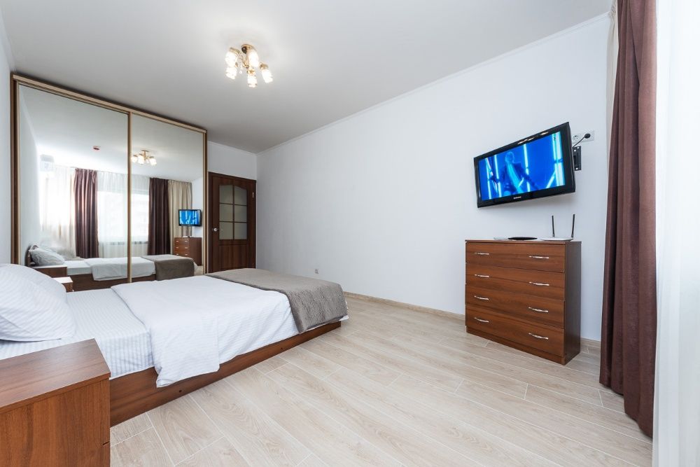 Посуточно.Видовая квартира-люкс.Новострой.Патриотика.Позняки,Осокорки