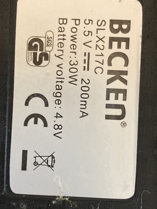 Aspirador de mão BECKEN
