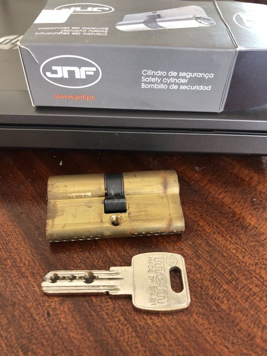 Cylinder Lock - Security Cylinder Key