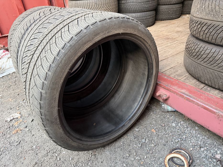 255/40/20 Michelin PA4