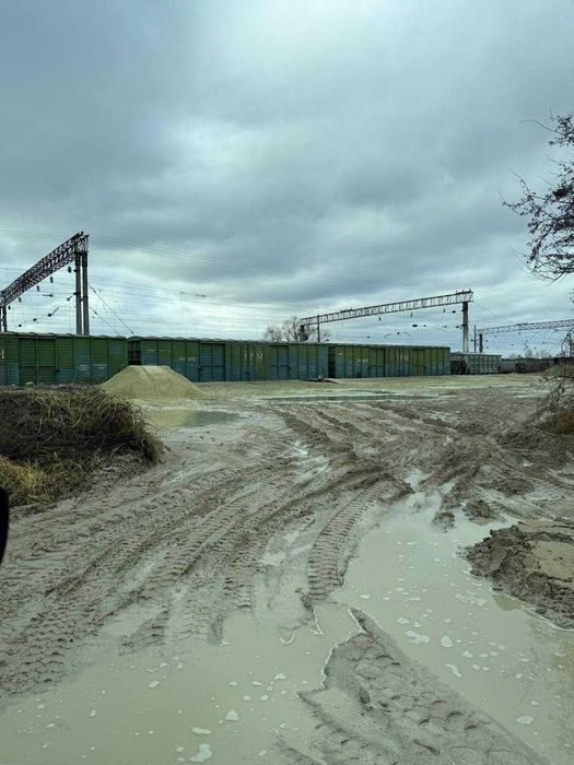 Майновий комплекс з виходом до залізничної колії на трасі Київ-Чоп