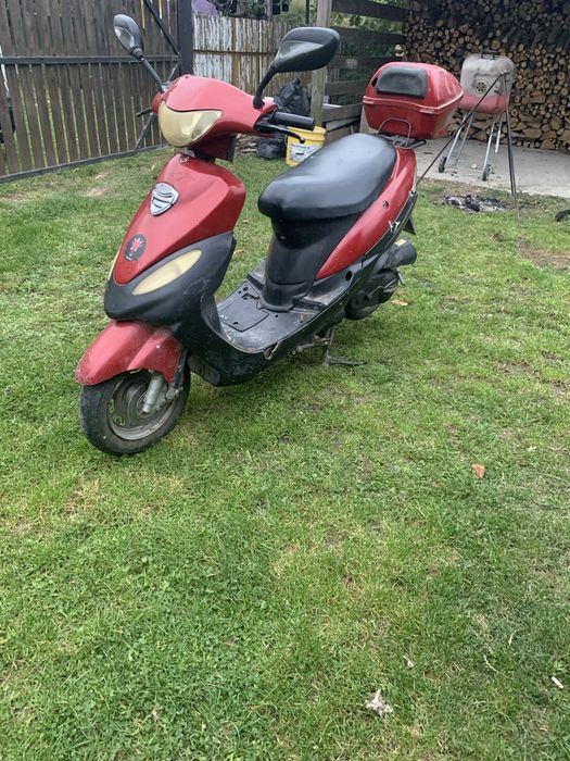 Скутер  мегастар 50 куб 4т