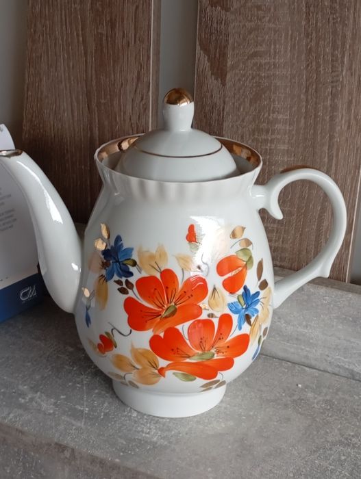 Чайник заварник . Баранівка . Ручний розпис