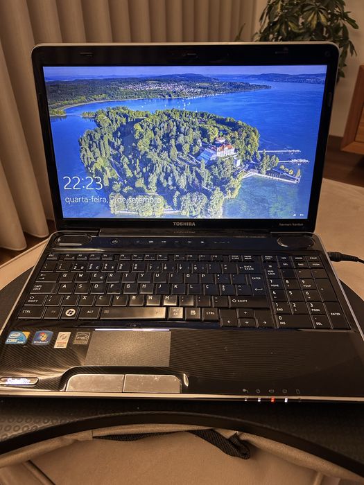 Portátil Toshiba Satellite A500 – Intel i5 / 8GB RAM / 466GB