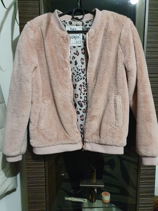 Bluza pluszowa dla dziewczynki 152 w stanie idealnym