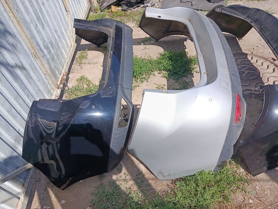 Бампер задній Renault Grand Scenic 3 TED69 TEGNE