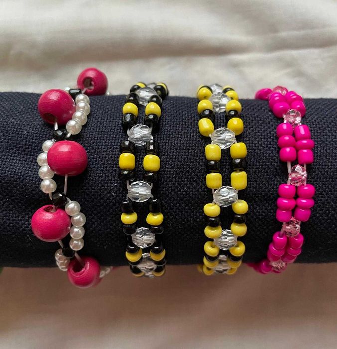 Pulseiras de Missangas artesanais