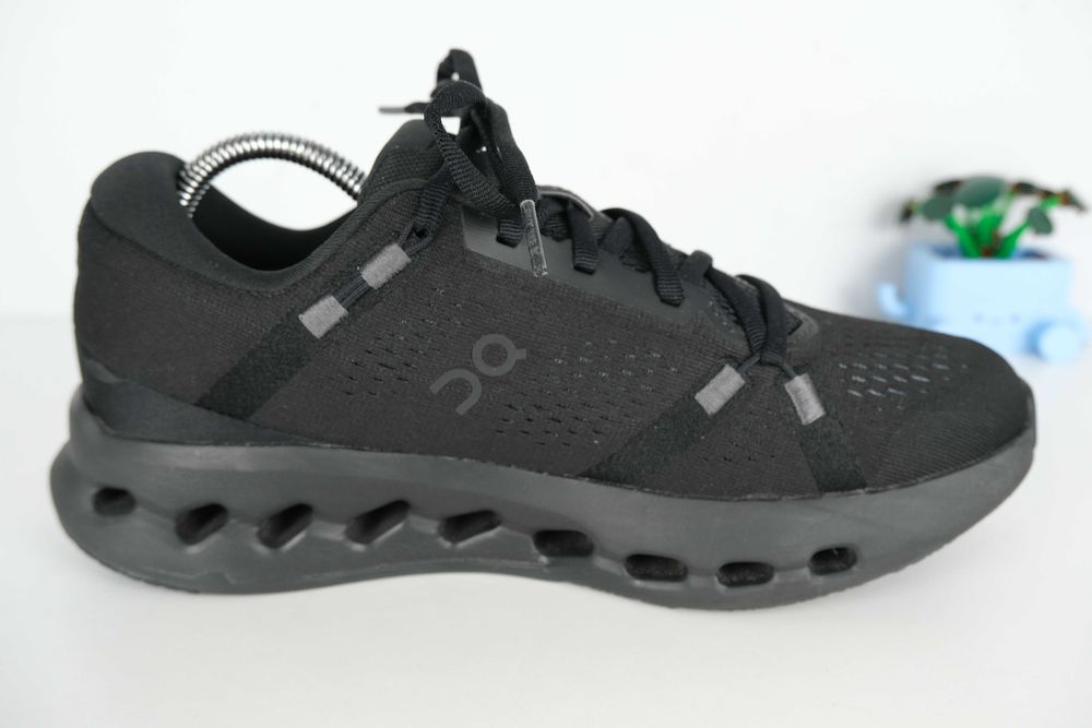 On cloud damskie buty do biegania r 38