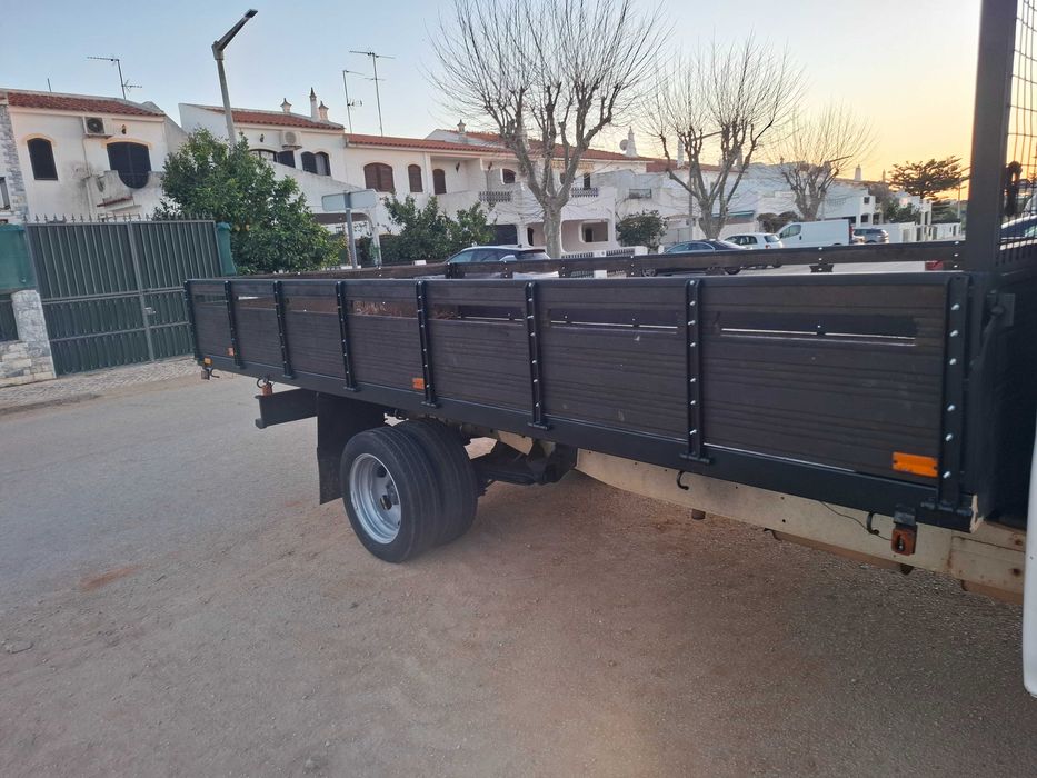 Ford transit de caixa aberta ligeira