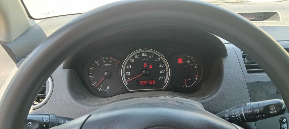 Automóvel Suzuki Swift 1.3 2007