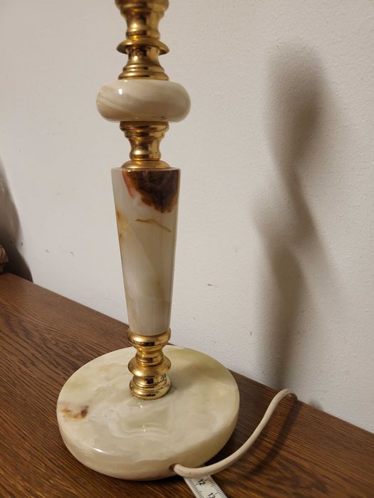 Duża lampa z onyksu, stan bardzo dobry