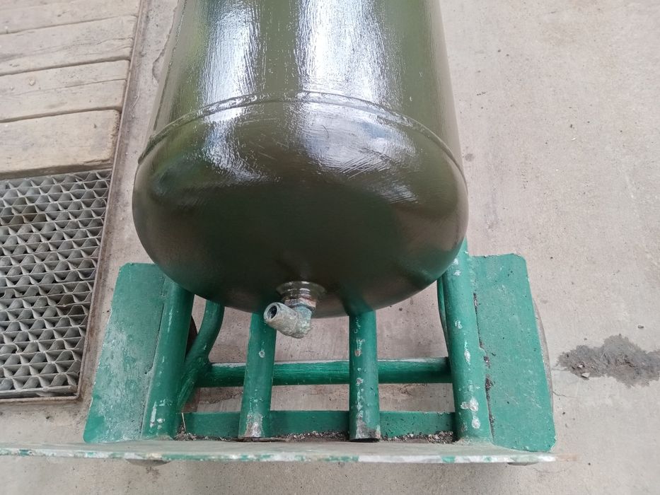 Продам ресивер к грузовому автомобилю