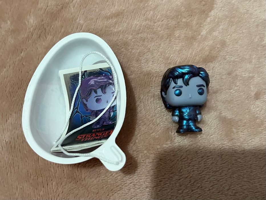 киндер джой очень странные дела kinder