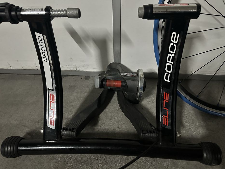 Rolo de treino Elite Force + roda shimano com cassete de 10velocidades