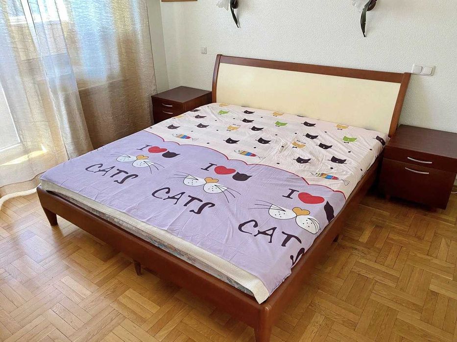 Продам квартиру Святошинська площа 1. метро Житомирська