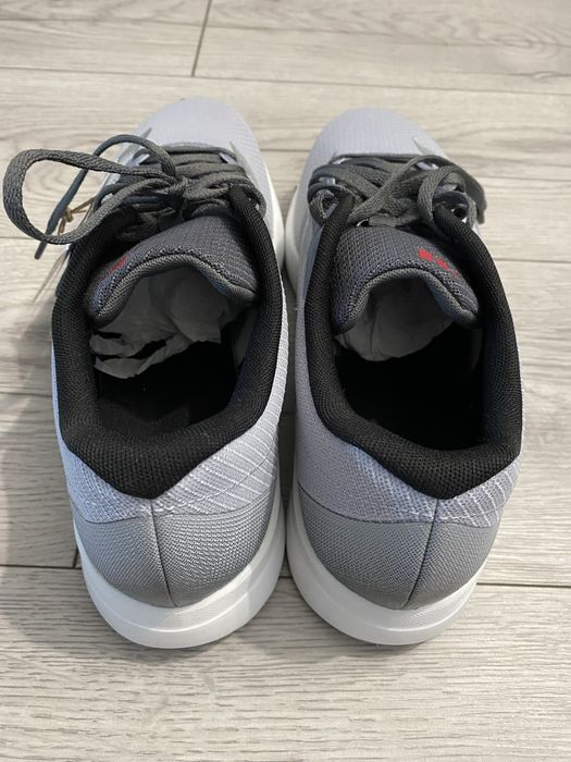 Кросівки чоловічі adidas 43 нові