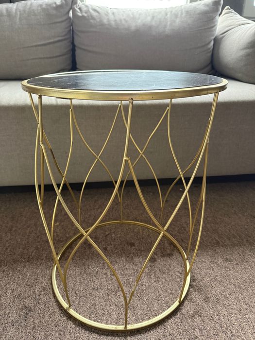 Sprzedam stolik kawowy elegancki