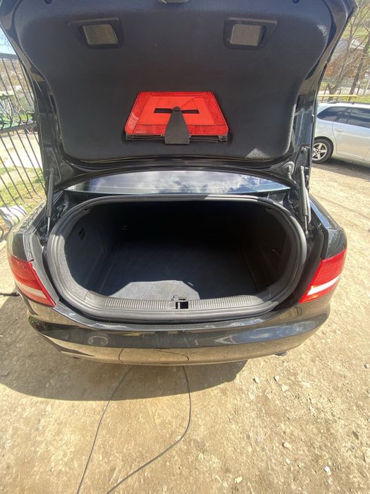 Продам AUDI A6C6