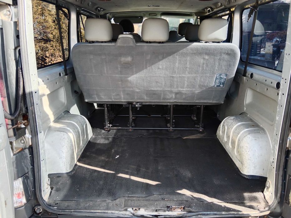 OPEL VIVARO 1.9 9-cio osobowy