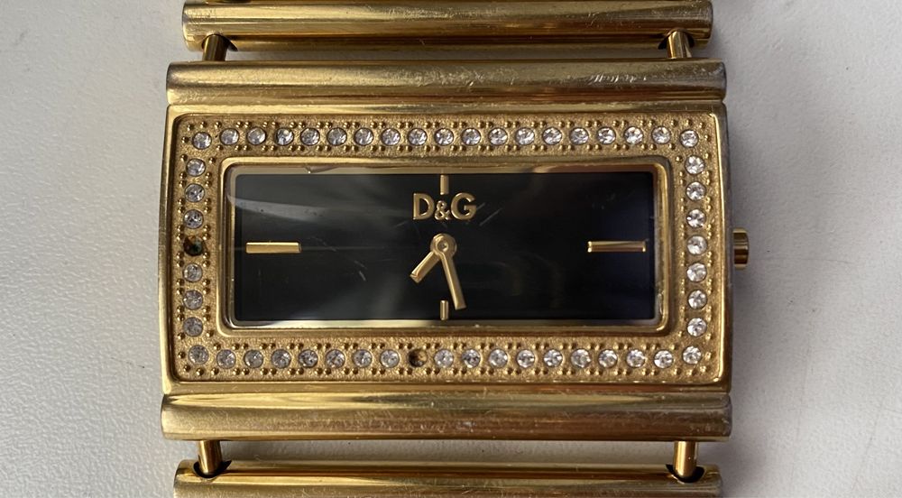 Часы-браслет Dolce & Gabbana