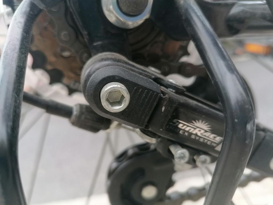 Bicicleta B-twin, 6 velocidades, roda 29