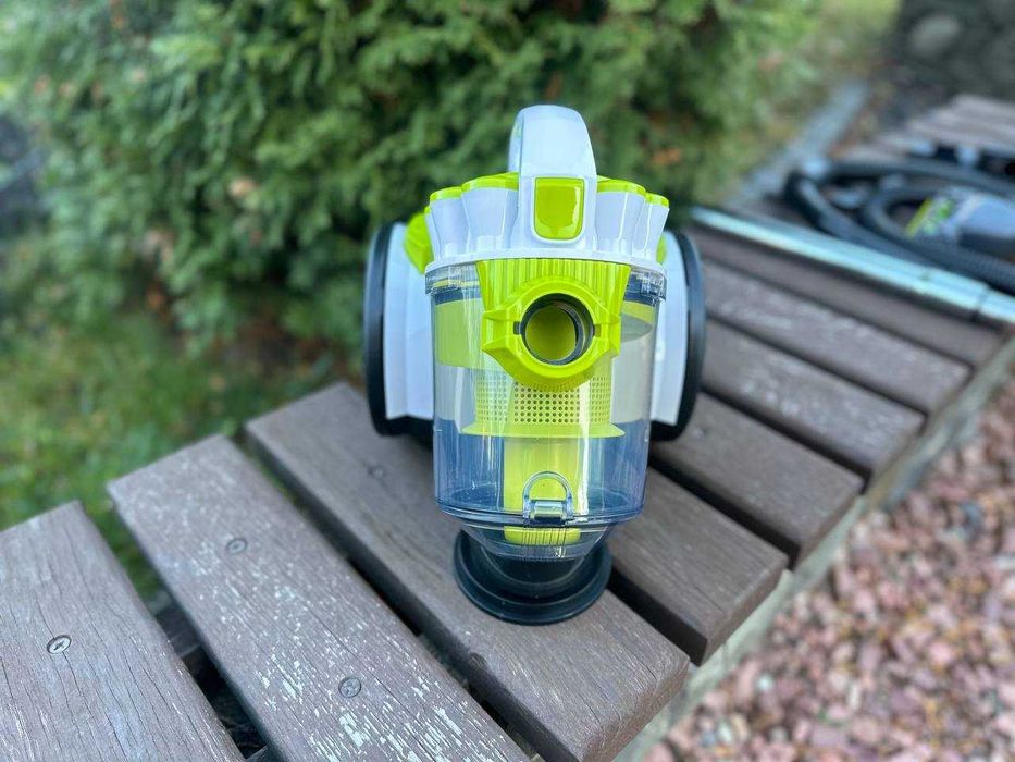 Пылесос колбовый 2️⃣5️⃣0️⃣0️⃣w безмешковый с турбощеткой‼️ Германия‼️