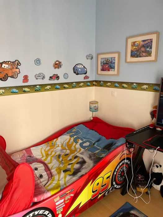 Quarto Faísca Mcqueen - Cama/Colchão/Estrado/Candeeiro/Quadros...