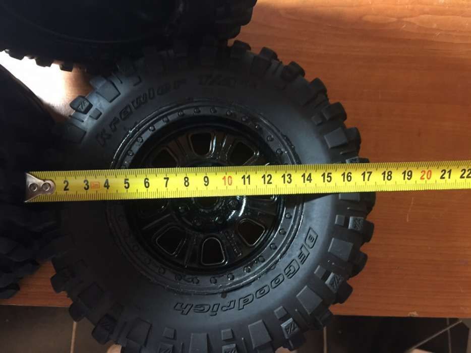 Pneus axial xl novos