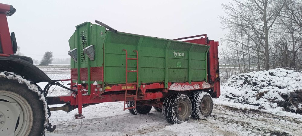 Rozrzutnik obornika Unia Tytan 11