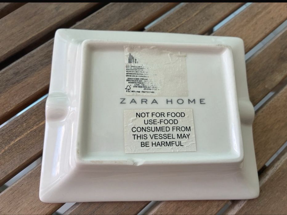 Cinzeiro em cerâmica Zara Home. Novo!