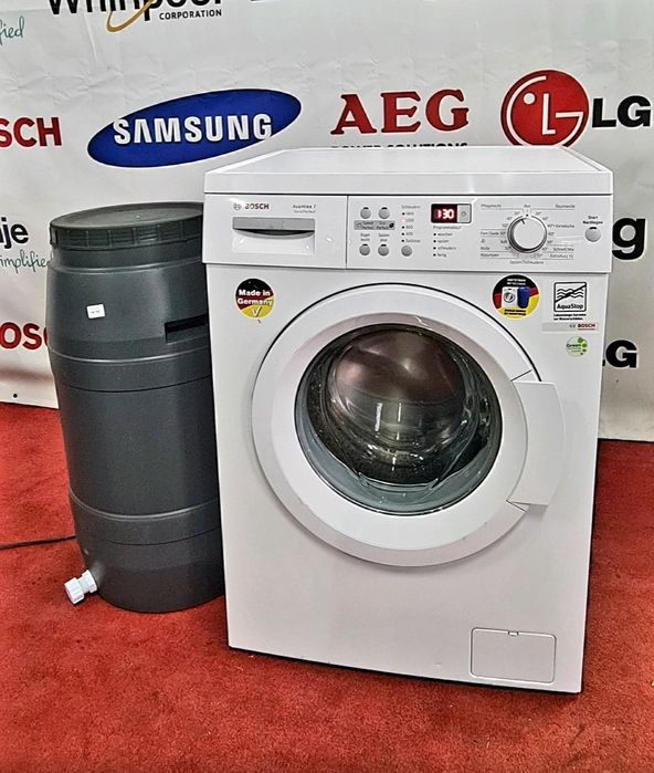 Пральна машина Bosch з баком