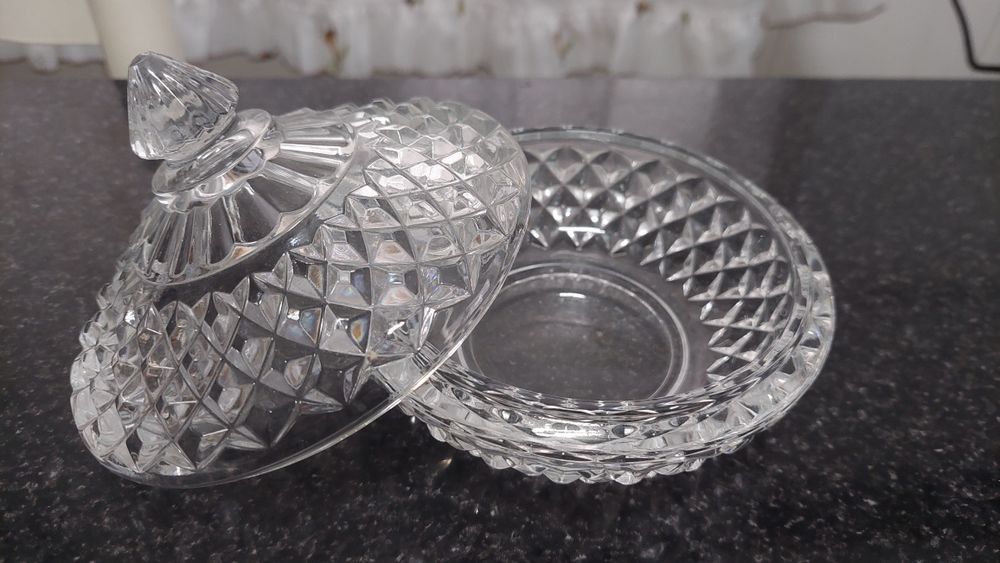 Vários artigos em vidro