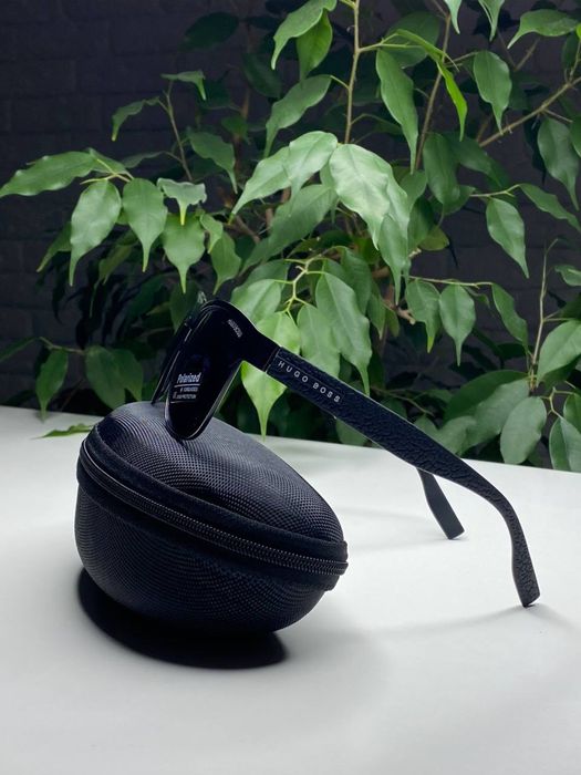 Сонцезахисні окуляри Hugo Boss чоловічі чорні матові Polarized UV400 окуляри для водіння від сонця поляризація зручні на кожен день