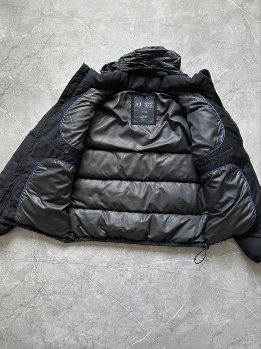 Мужской пуховик Armani jeans.