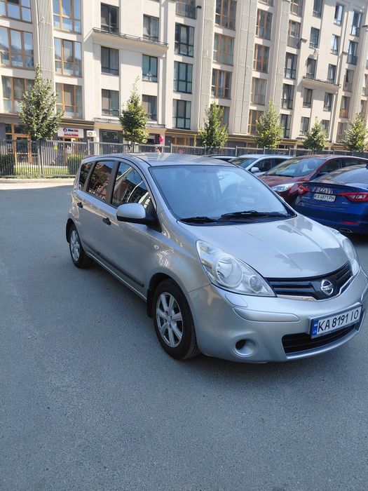 Продам Nissan Note 2012