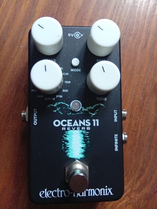 Electro-Harmonix Oceans 11